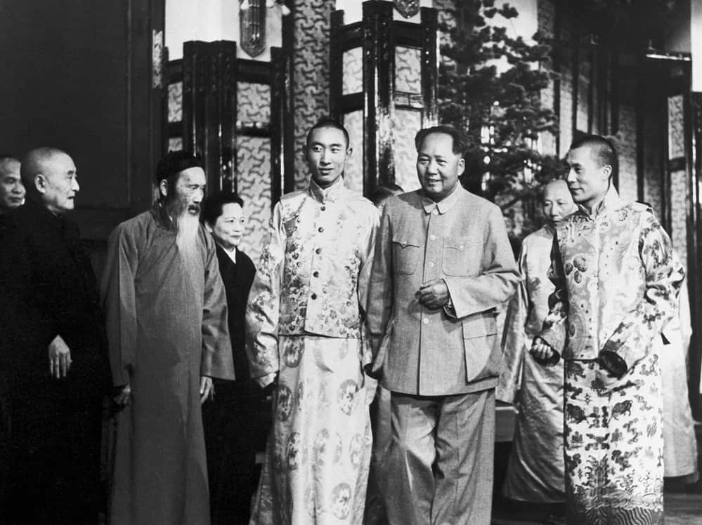 The Dalai Lama, the Panchen Lama and Mao Zedong at the first session of the National People’s Congress. The Seventeen Point Agreement was signed on 24 May 1951. © Public Domain